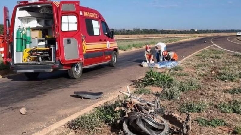 Motociclista de 64 anos morre ao colidir com caminhão em rodovia de Mato Grosso