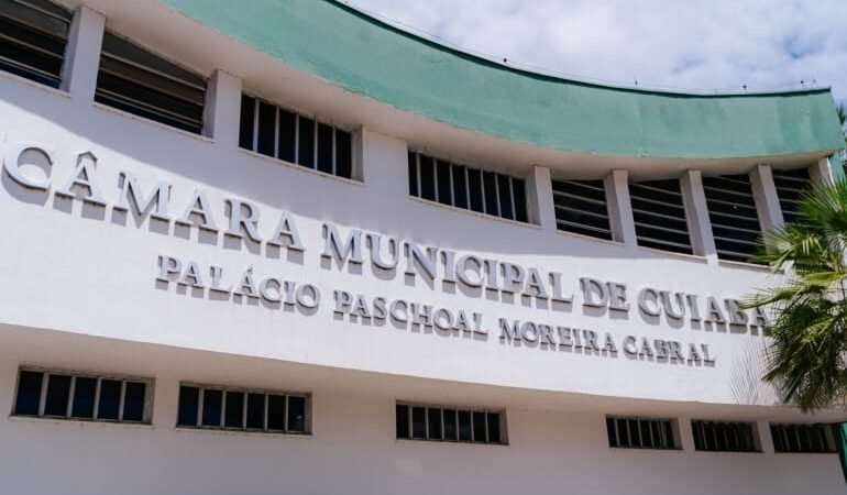 Sem quórum, Câmara rejeita  LDO e recesso é suspenso até Executivo enviar novo texto