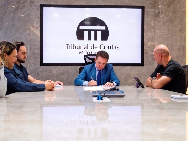 Prefeitura garante solução junto ao TCE para pagamento de salários de trabalhadores