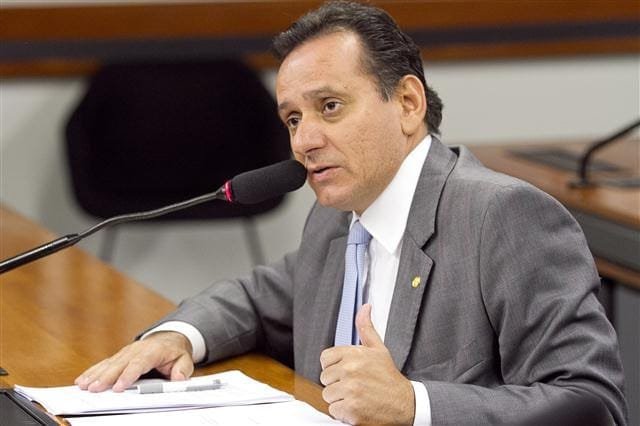 “Brasil sem exportação do agro é um país quebrado”, diz Leitão ao cobrar diálogo do Governo”