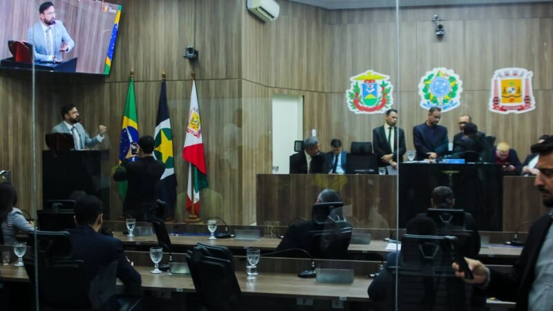 Várzea Grande criará cargos e planos de carreiras e salários dos servidores