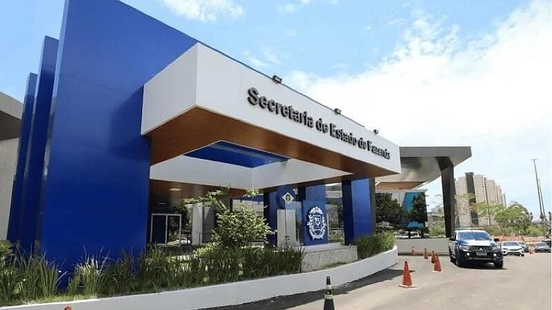 TJ suspende concurso com salário de R$ 33 mil e determina posse de 15 fiscais aprovados em 2001