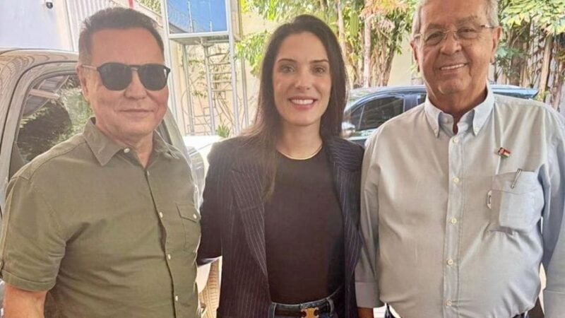 Riva aconselha filha a fazer aliança com Jayme Campos