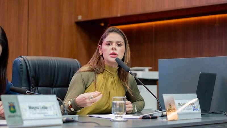 Michelly critica esvaziamento de sessão após LDO ser rejeitada por falta de quórum