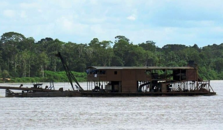 PF recomenda à Marinha rigor na fiscalização de embarcações para combater o garimpo ilegal