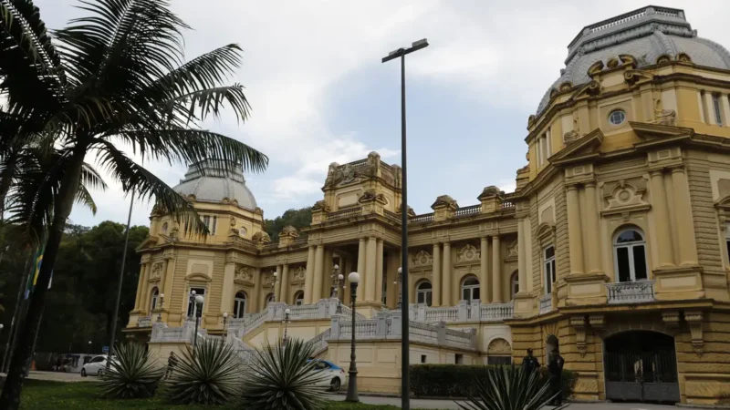 Governo do Rio exonera comissionados em autarquia investigada