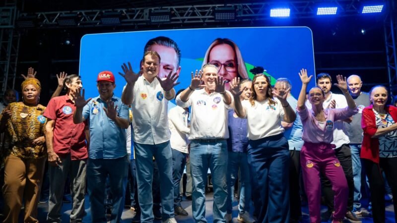 Com apoio de 15 vereadores, Carlos Fávaro reúne 3 mil pessoas em Várzea Grande