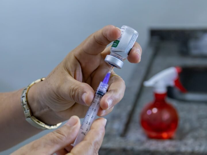 Cuiabá realiza Dia D com vacinação, avaliação bucal e antirrábica para cães e gatos