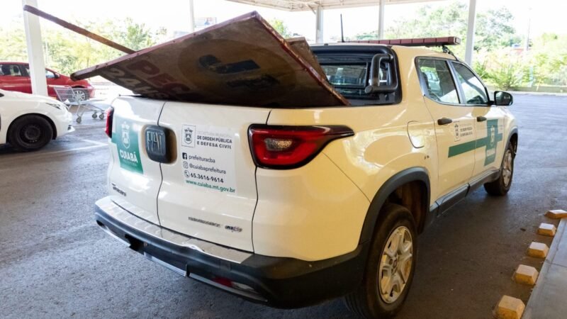 Cuiabá remove publicidade irregular nos Florais e amplia Operação Cidade Limpa