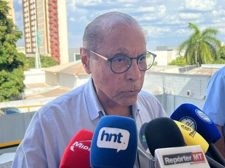 Júlio Campos diz que população não sabe quem disputa o Governo: “Nunca vi uma eleição tão esquisita”