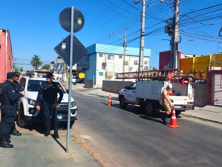 Polícia Civil prende gerente de mercado e eletrecista por furto de energia em bairro de Cuiabá