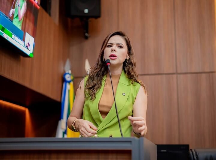 Michelly rebate fala de Nininho sobre falta de preparo em mulher para vice ao Governo