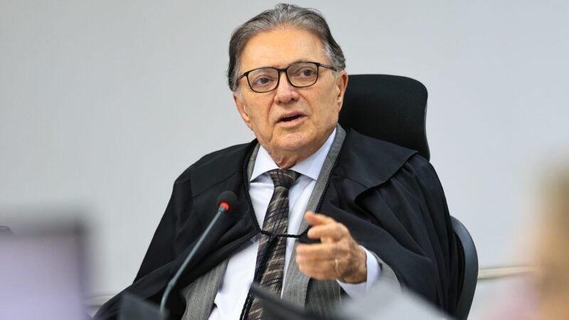 TCE de MT aponta ausência de previsão legal na compra de materiais de construção