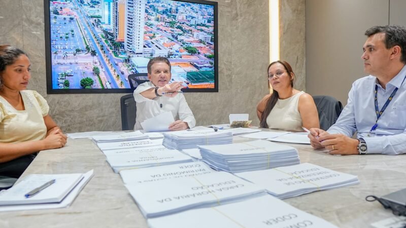 Servidoras denunciam compra de escultura por R$ 500 mil e  energia solar de R$ 116 milhões