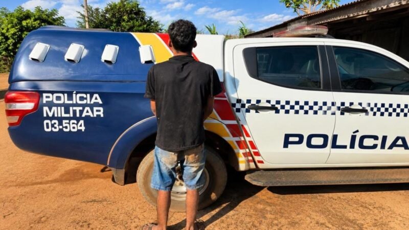 Homem é assassinado a facadas por colega de trabalho enquanto dormia em barraca