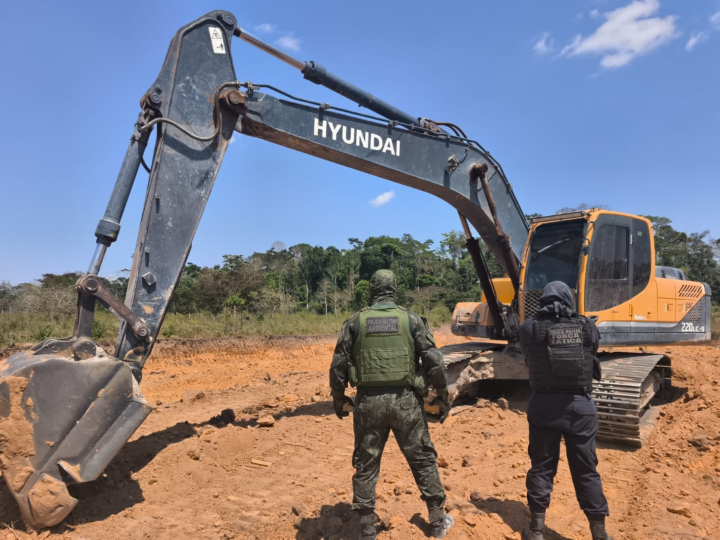 Batalhão Ambiental da PM apreende máquinas e fecha garimpos ilegais em Mato Grosso
