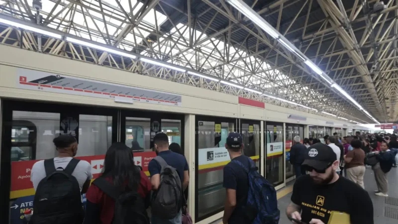 Governo de SP diz que não haverá demissões de funcionários da CPTM
