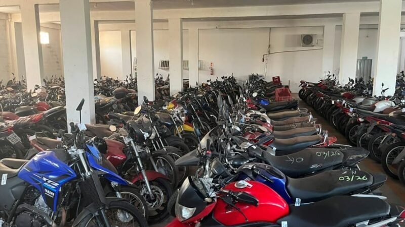 Cuiabá abre 3º leilão com 633 veículos e nova regra de isenção para proprietários