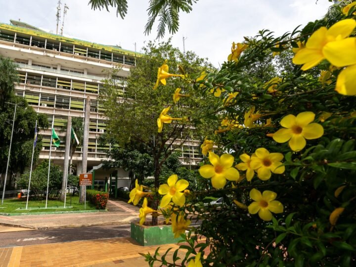 Prefeitura injeta R$ 31,4 milhões na economia com pagamento de aposentados nesta sexta