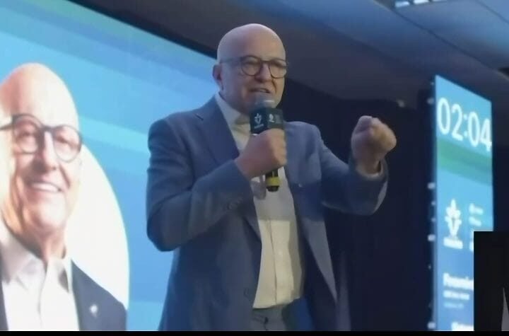 Pivetta manda “direta” a servidores que ganham R$ 40 mil e sugere setor privado a quem quer mais