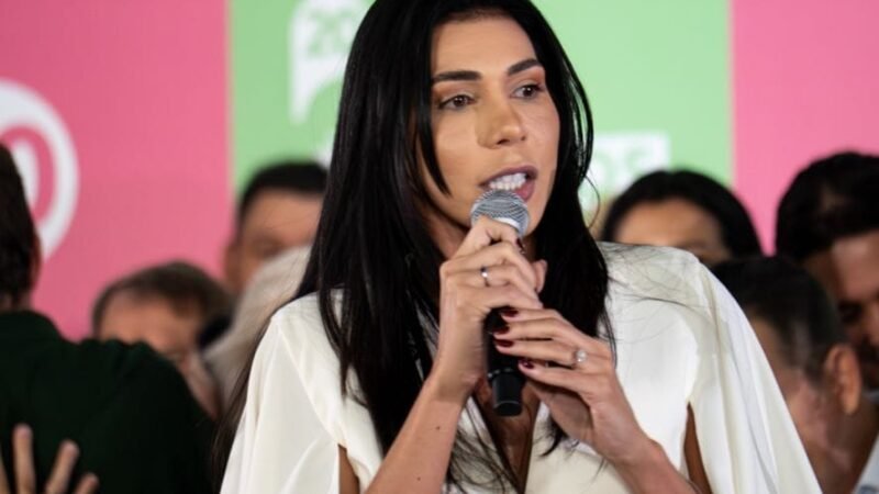 TRE multa ex-primeira-dama por fazer campanha em supermercado em MT