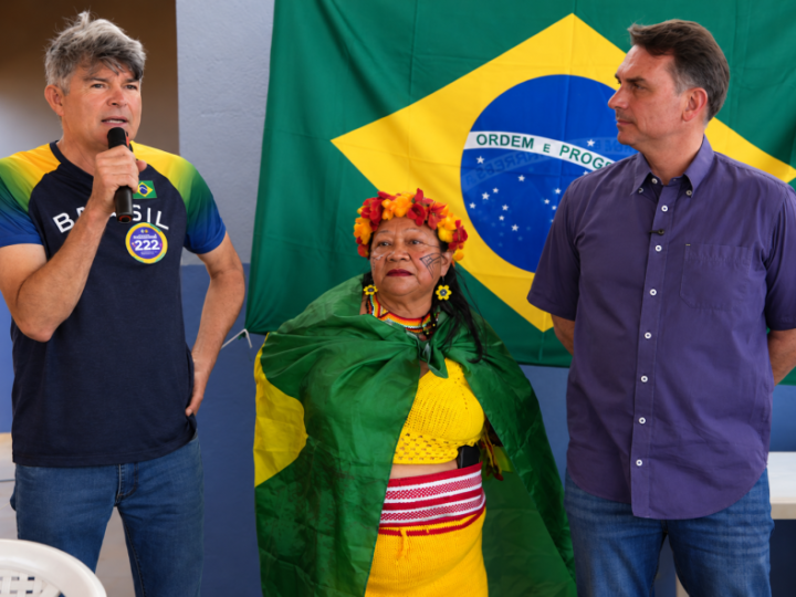 Flávio promete “enquadrar” ministros com Medeiros no Senado e Bolsonaro de volta