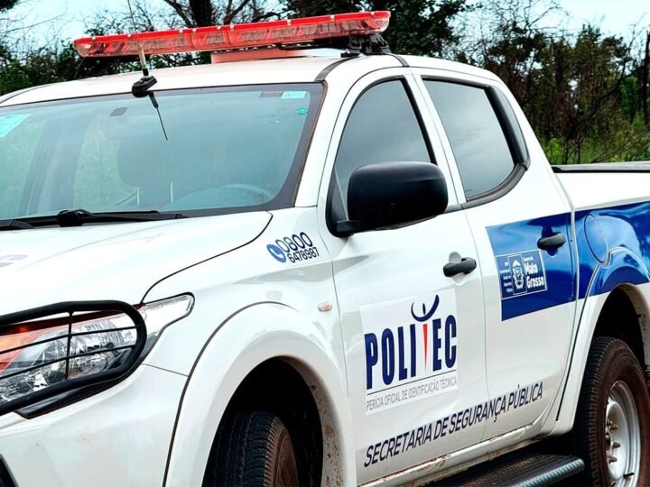 Pai e dois filhos são encontrados mortos com revólver e espingarda dentro de residência em MT