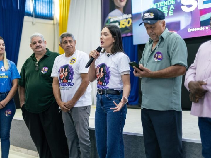Janaina recebe apoio de mais de 30 presidentes de bairros de Cuiabá e promete recursos