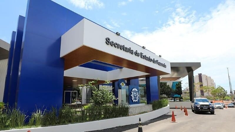 TCE vê risco de danos ao erário e mantém suspensa licitação de quase R$ 31 milhões da Sefaz
