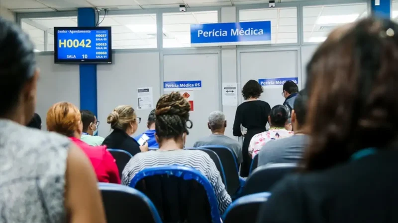 Fila de espera por perícia do INSS é zerada em agosto