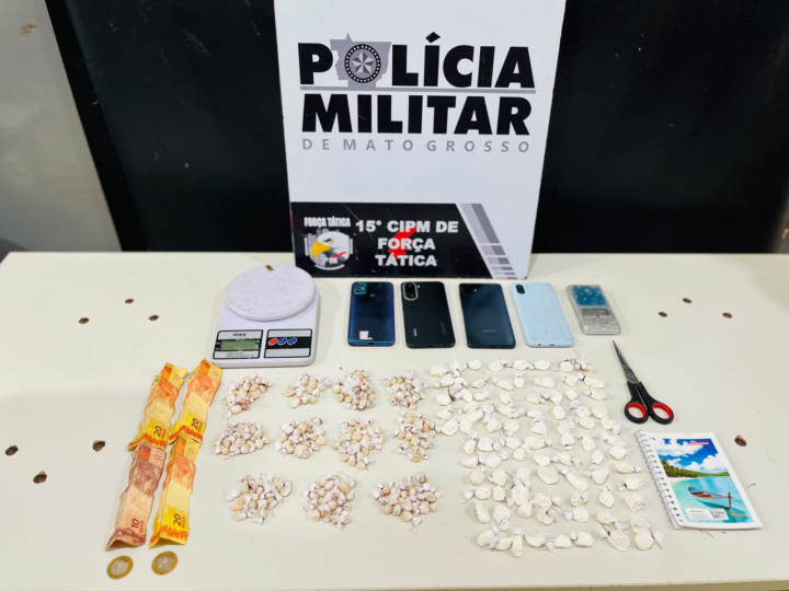 Força Tática prende dupla de traficantes com 298 porções de drogas em Várzea Grande