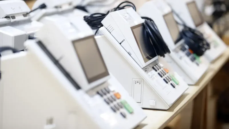 Eleição e inteligência artificial é o tema do Caminhos da Reportagem