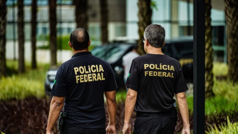 PF faz ação contra apologia ao nazismo no interior do Rio de Janeiro