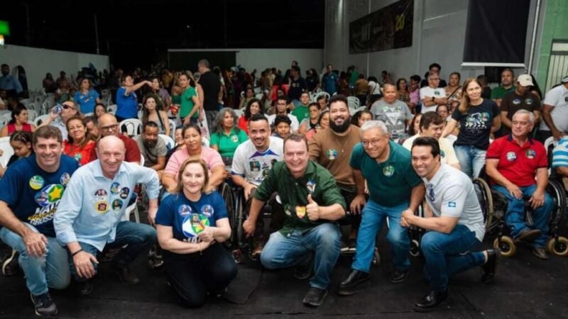 Max mobiliza profissionais da saúde e servidores em mega reuniões por Cuiabá