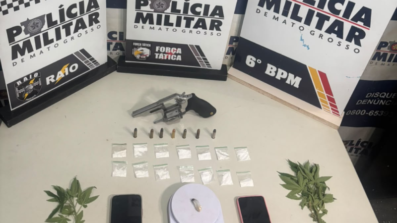 PM prende duas mulheres com revólver, pés de maconha e porções de cocaína