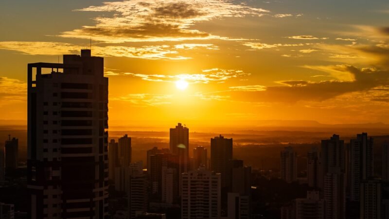 Com calor intenso, Defesa Civil alerta sobre riscos às crianças e orienta pais a redobrarem cuidados