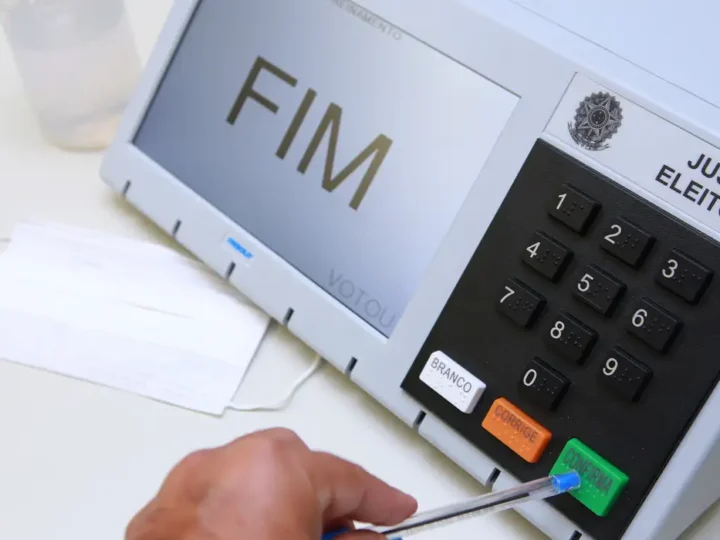 Ministro do STF determina ampliação do horário de votação até às 19 horas em todo o País