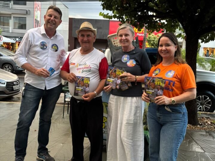 Margareth recebe apoio popular em Sorriso durante agenda com Jucélia Ferro e Ari Lafin