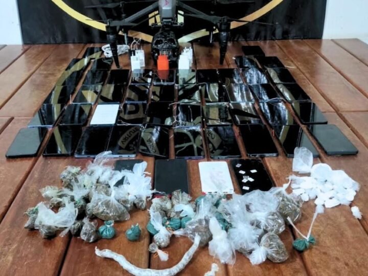 Polícia Penal abate drone e apreende celulares e drogas durante revista em penitenciária