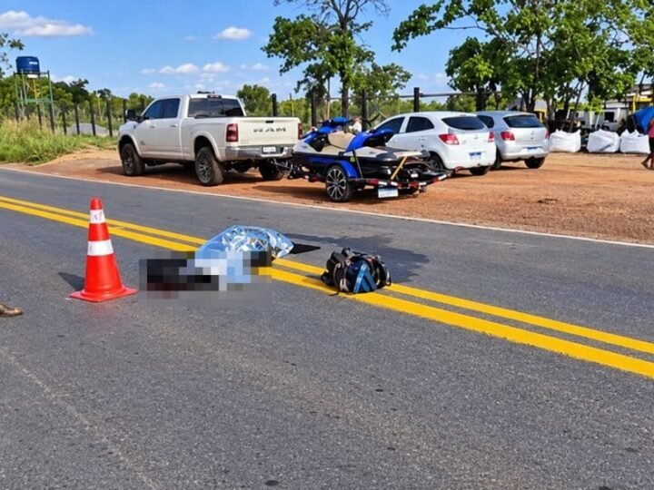Homem morre atropelado por caminhonete após pular de moto conduzida por mulher bêbada