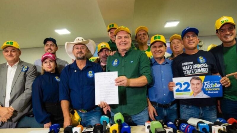 Max ‘fecha’ com 18 deputados e mira 130 prefeitos para ampliar votação de Flávio Bolsonaro em MT