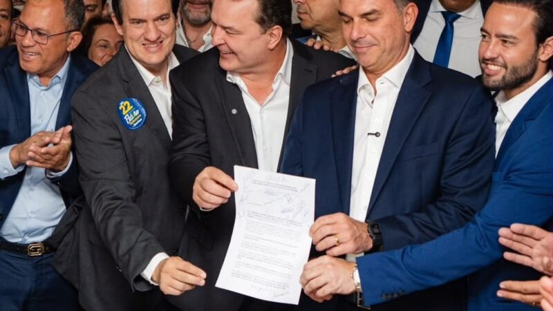 Max entrega carta de apoio de 18 deputados a Flávio Bolsonaro e promete “vitória ainda maior” em MT