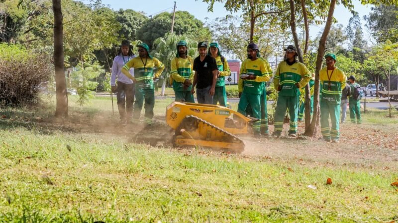 Robôs reforçam roçagem e agilizam limpeza das avenidas de Cuiabá