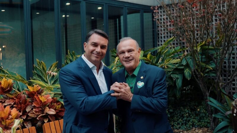 Após derrota, WF prioriza eleição de Flávio Bolsonaro e mira 500 mil votos em Mato Grosso