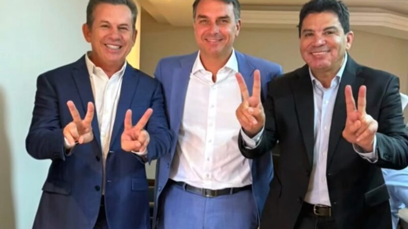 Após vencer Senado, Mauro Mendes se reúne com Flávio Bolsonaro em Brasília