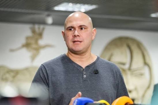 Abilio lamenta derrota de Flávio Bolsonaro e fala em “futuro incerto” ao Brasil: “resta orar”