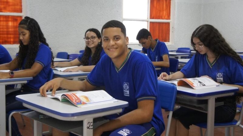 Solicitação de vagas na rede pública estadual para 2027 termina nesta sexta-feira
